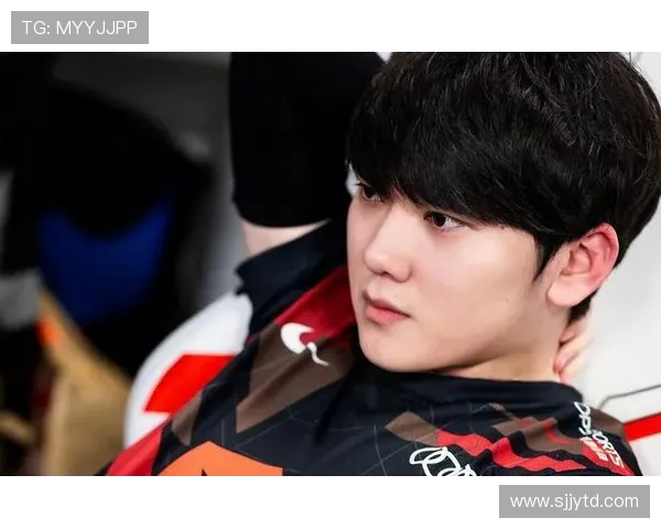 CSGO战术解析：深入探讨TES团队包夹战术的成功秘诀与应用技巧