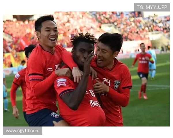 重庆羽毛球队以59分领跑冠军赛积分榜展现强劲实力和团队合作精神