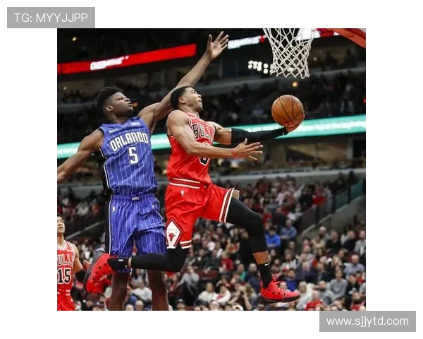 NBA夏季联赛小牛对公牛精彩比赛录像回顾与分析 NBA夏季联赛小牛对公牛精彩比赛录像回顾与分析