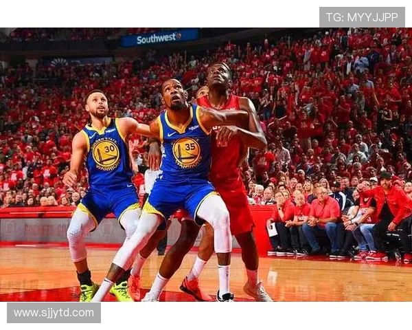 勇士与雄鹿精彩对决直播免费观看指南及赛事分析 勇士与雄鹿精彩对决直播免费观看指南及赛事分析